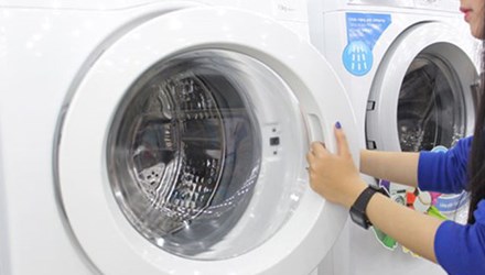 Máy giặt Electrolux không mở được cửa, phương pháp khắc phục