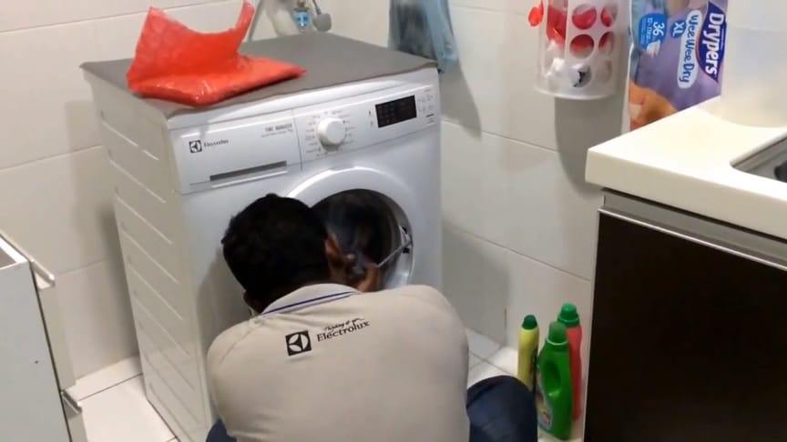 máy giặt electrolux giặt nhưng không sạch